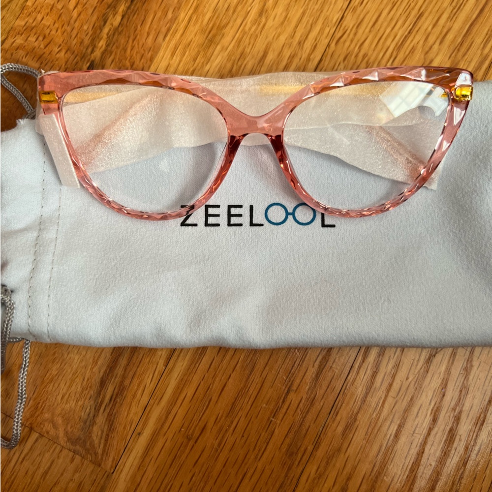 New. Zeelool Glasses-Lucas. Non Prescription.  Pink
